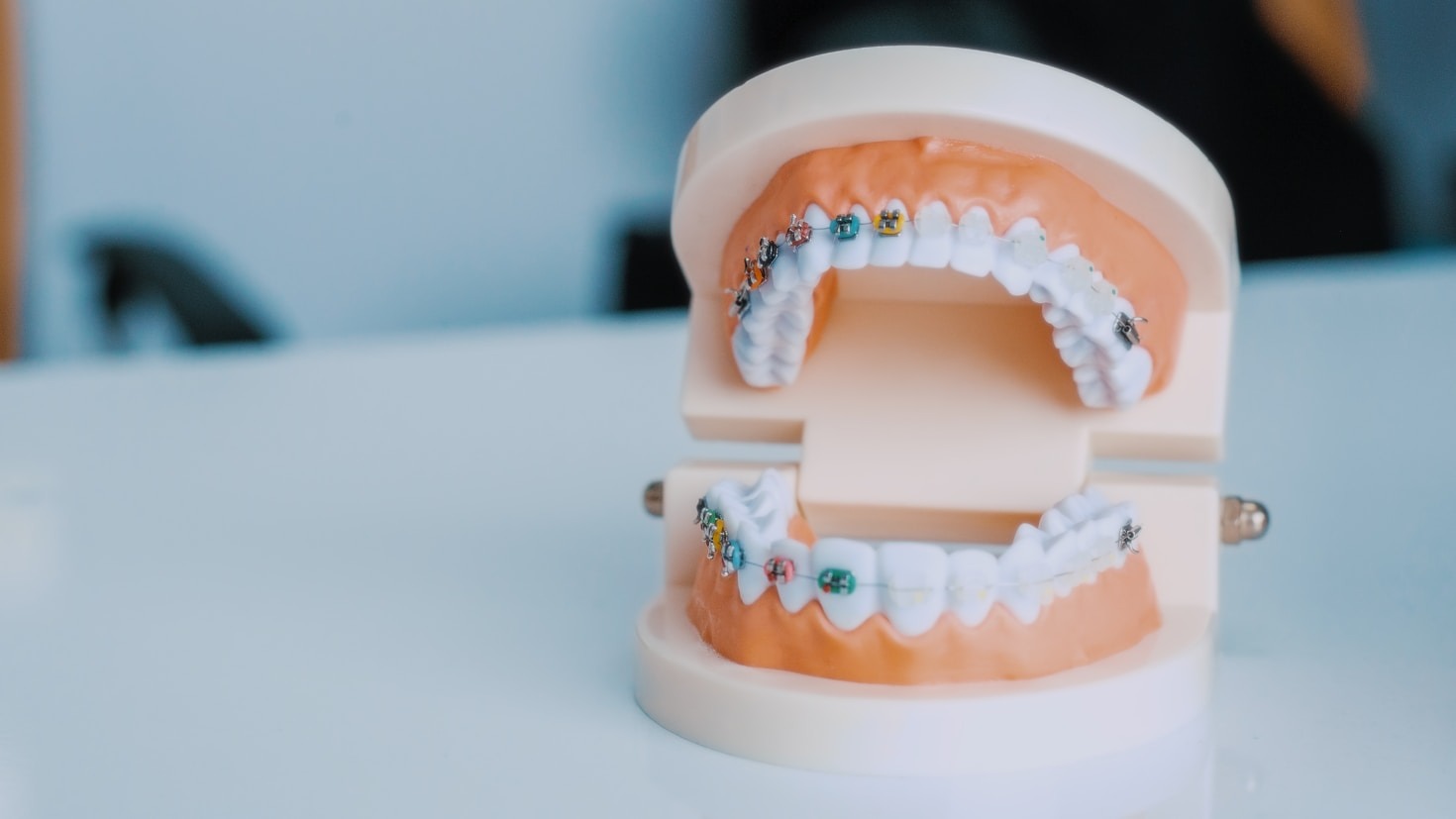 Top Tips for Maintaining Bright and Healthy Smiles